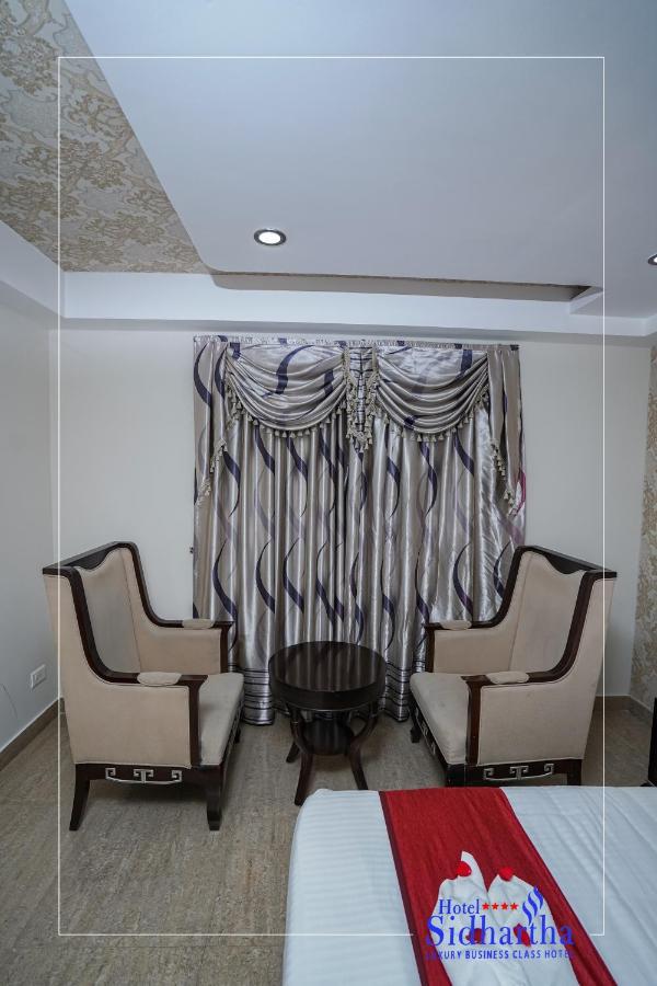 Hotel Sidhartha Chalakudy Kizhake Chālakudi Exteriör bild